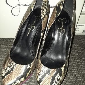 Jessica Simpson,  js-beijo